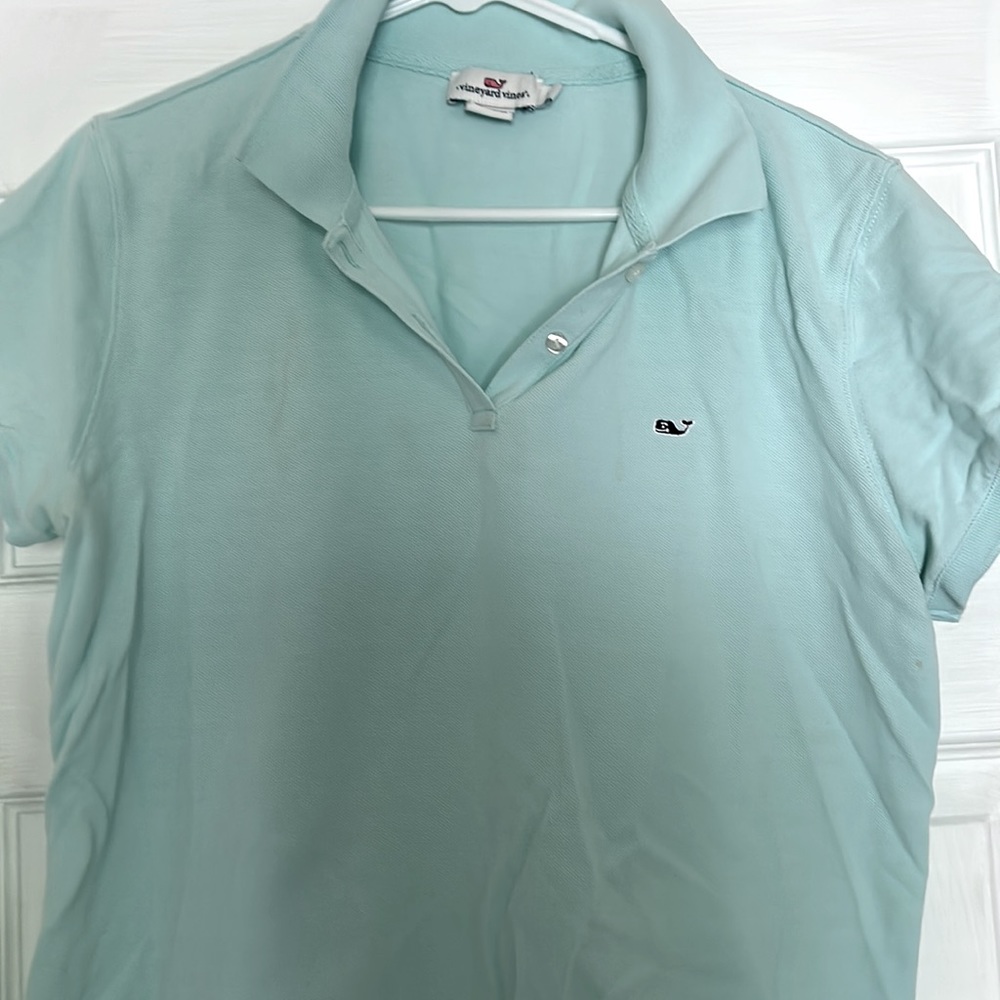 Nice Vineyard vines Aqua colored polo